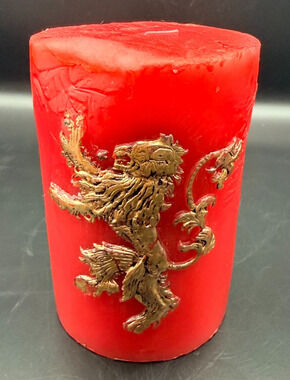 Game Of Thrones House of Lannister 6" Sculpted Lion Insignia Candle Red NWT HBO